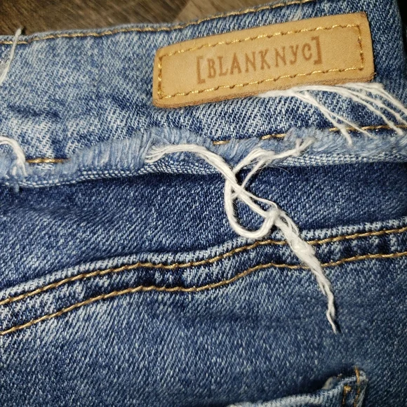 BLANKNYC Denim Women's  Miniskirt,  Size 25 - Picture 3 of 7